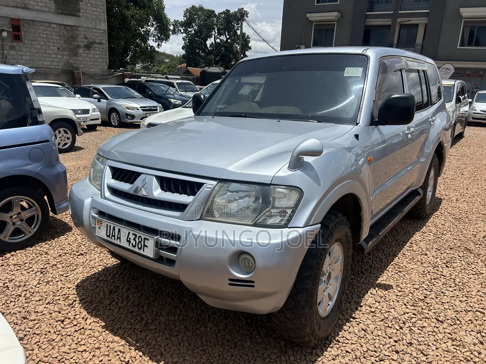 Mitsubishi Pajero 2004 Silver