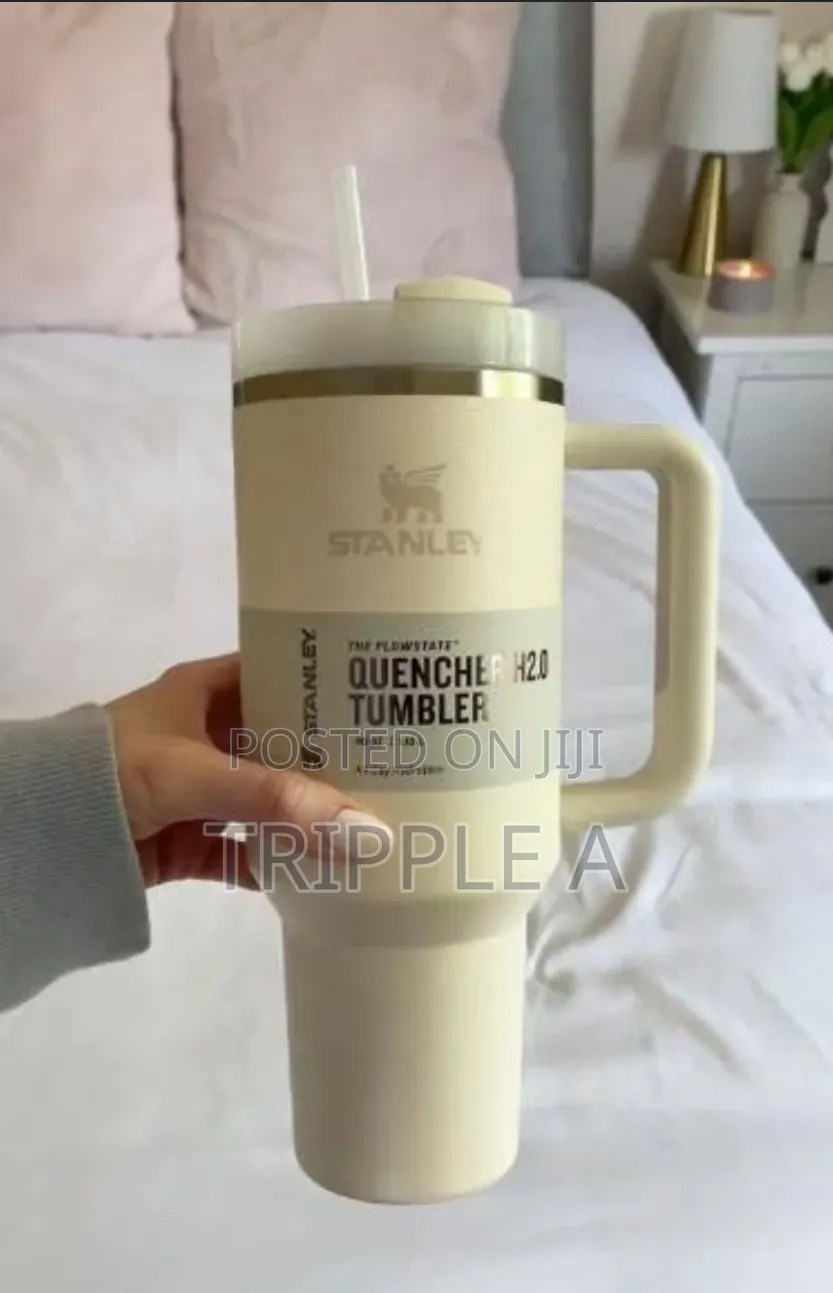 Vacuum Insulated Tumbler Bottle