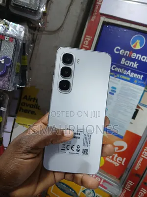 New Infinix Hot 60i 128 GB Silver