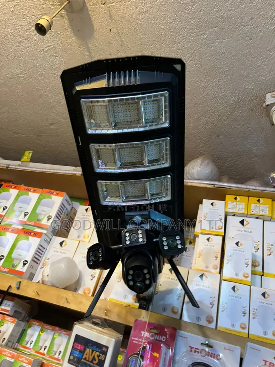 450w Franklinwh Solar Street Light With 3 Lense Camera