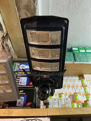 450w Goodwe Solar Street Light With Single Lense Camera