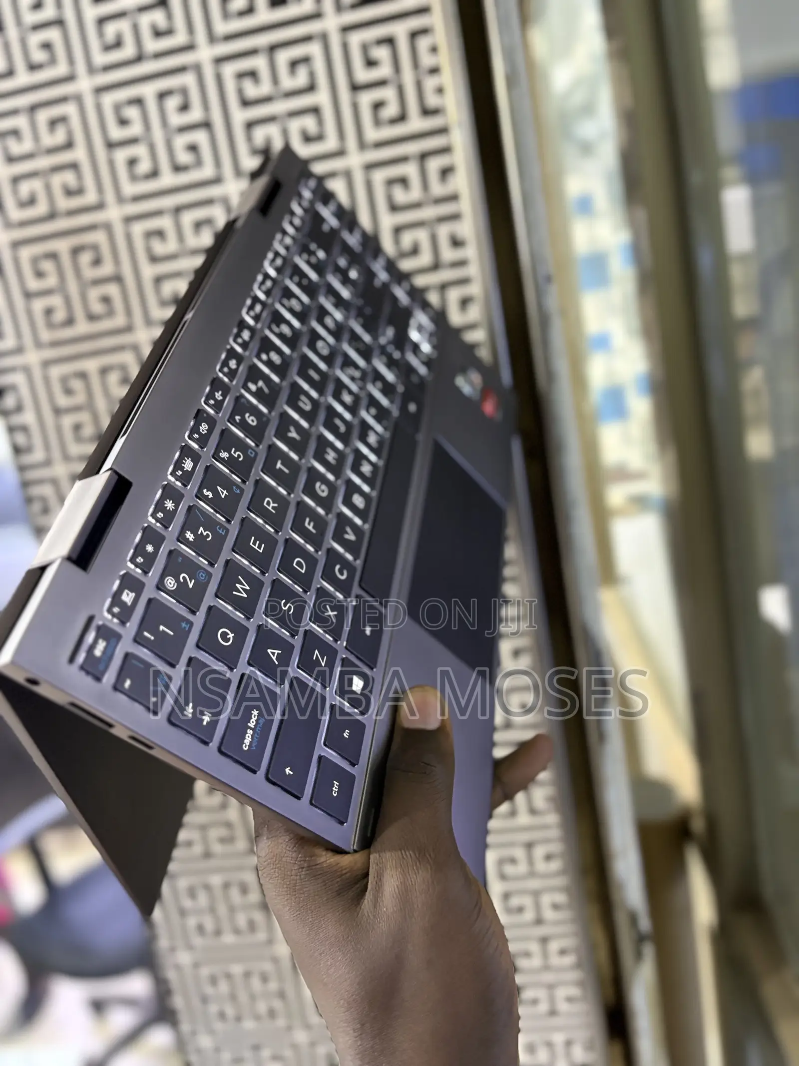 Laptop HP Envy 13 8GB AMD Ryzen 5 SSD 512GB