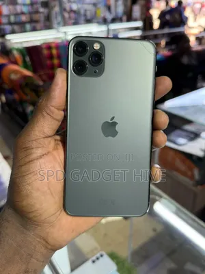 Apple iPhone 11 Pro Max 64 GB Green