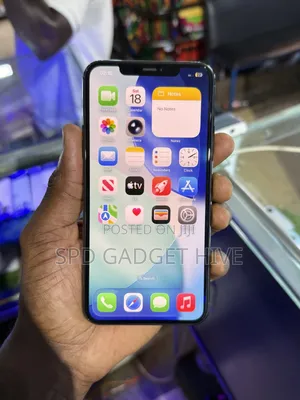 Apple iPhone 11 Pro Max 64 GB Green