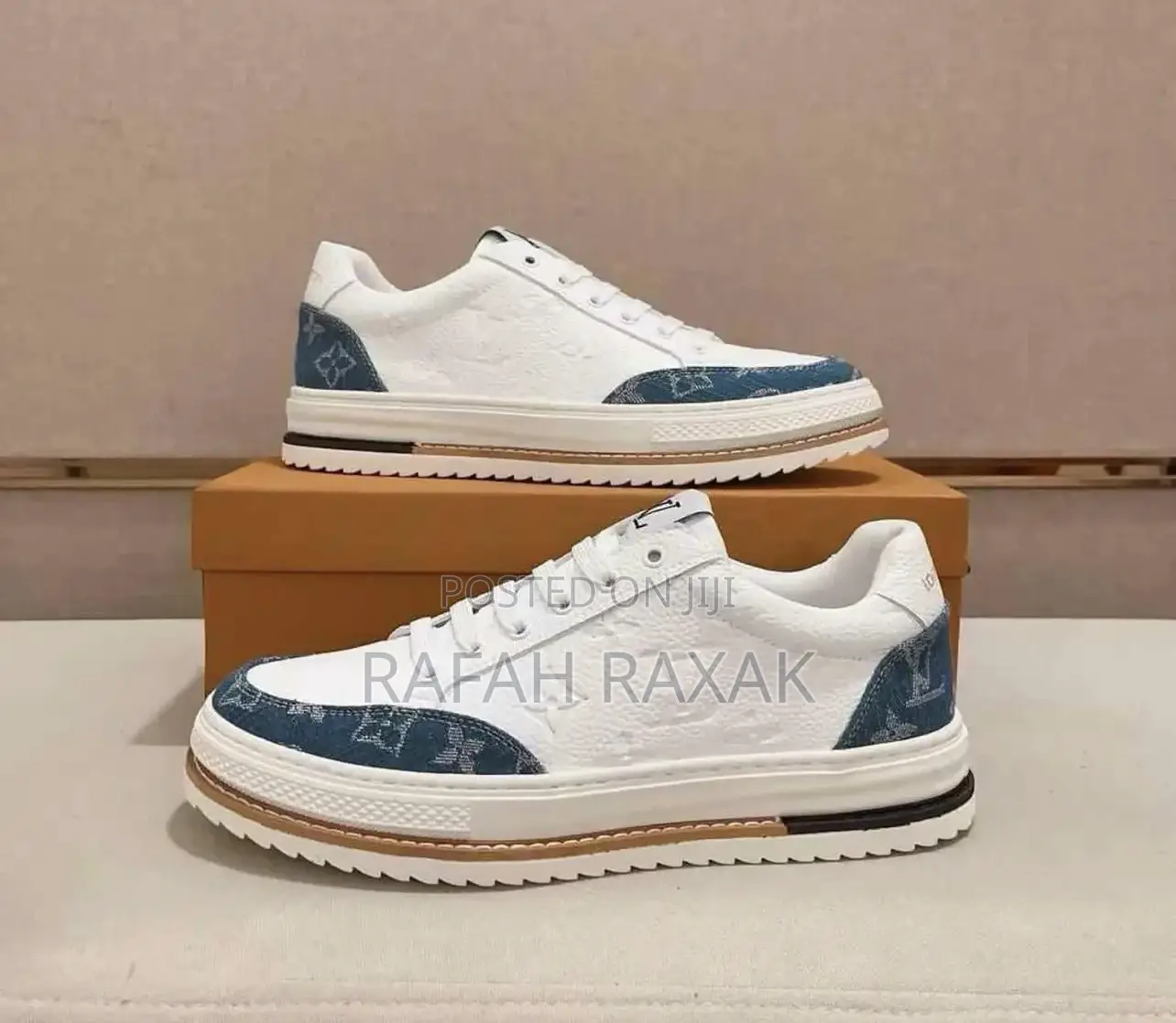 Monogram Louis Vuitton Low Top Sneakers