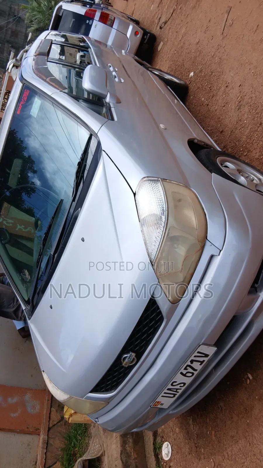 Nissan Serena 2004 Silver