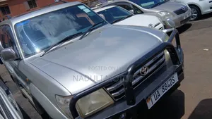 Toyota Land Cruiser Prado 2003 Silver