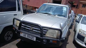 Toyota Land Cruiser Prado 2003 Silver