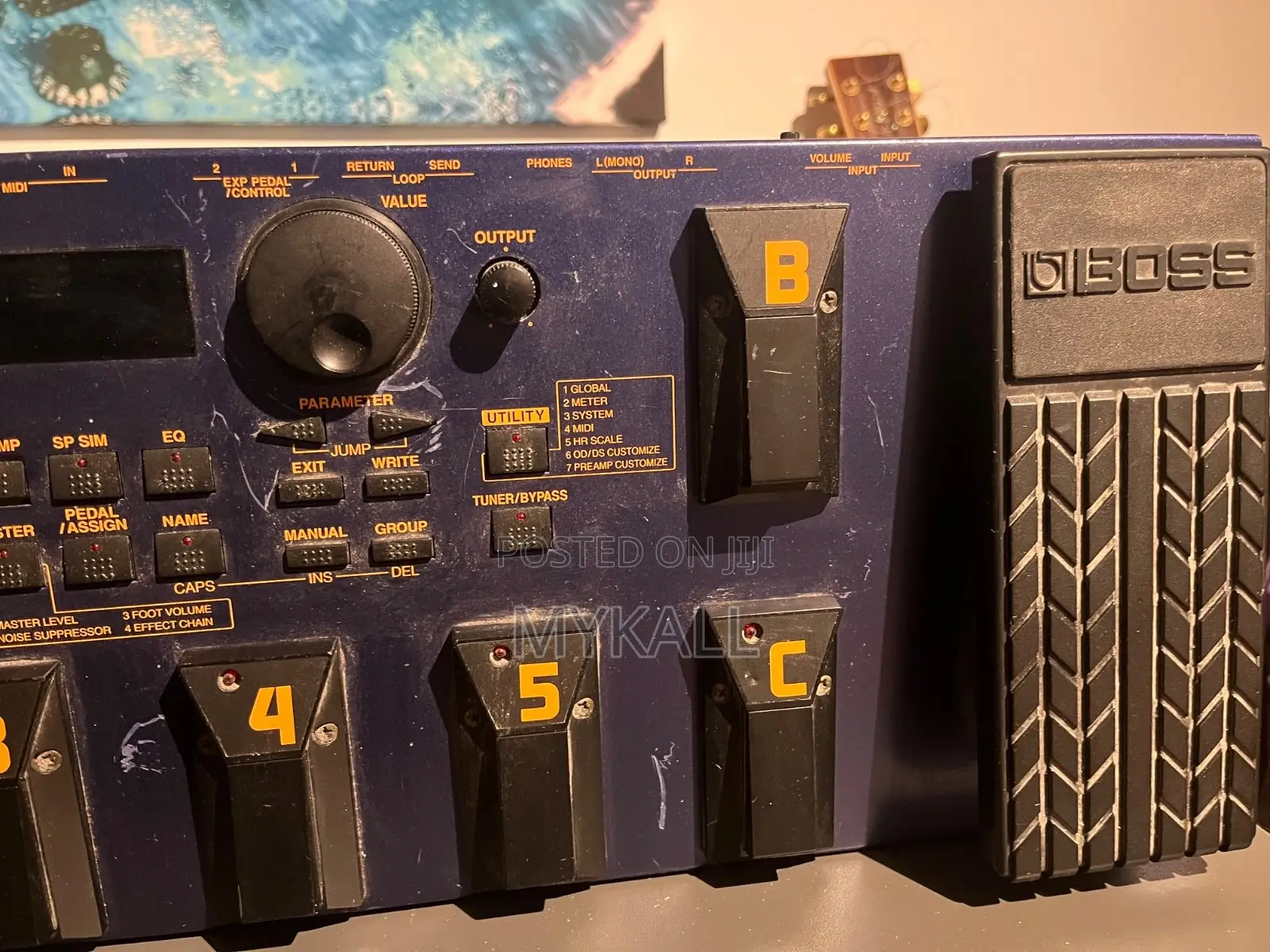 Boss Gt-5 Guitar Effects Processor