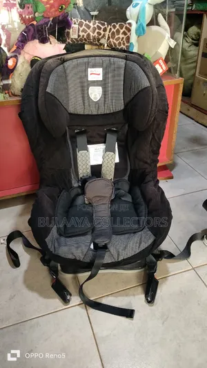Uk Used Britax Boulevard Convertible Car Seat.