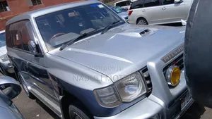 Mitsubishi Pajero 2002 Silver