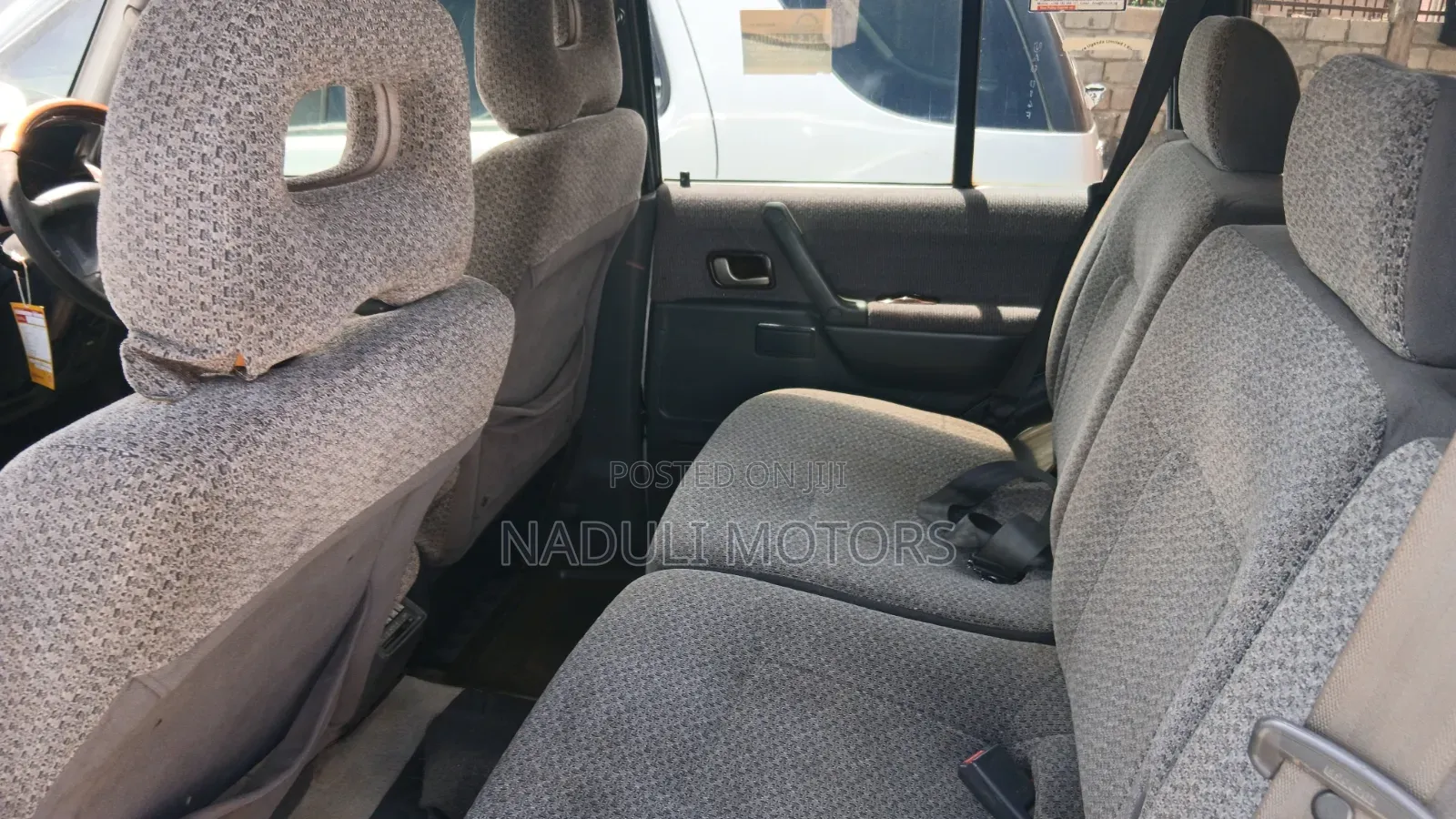 Mitsubishi Pajero 2002 Silver