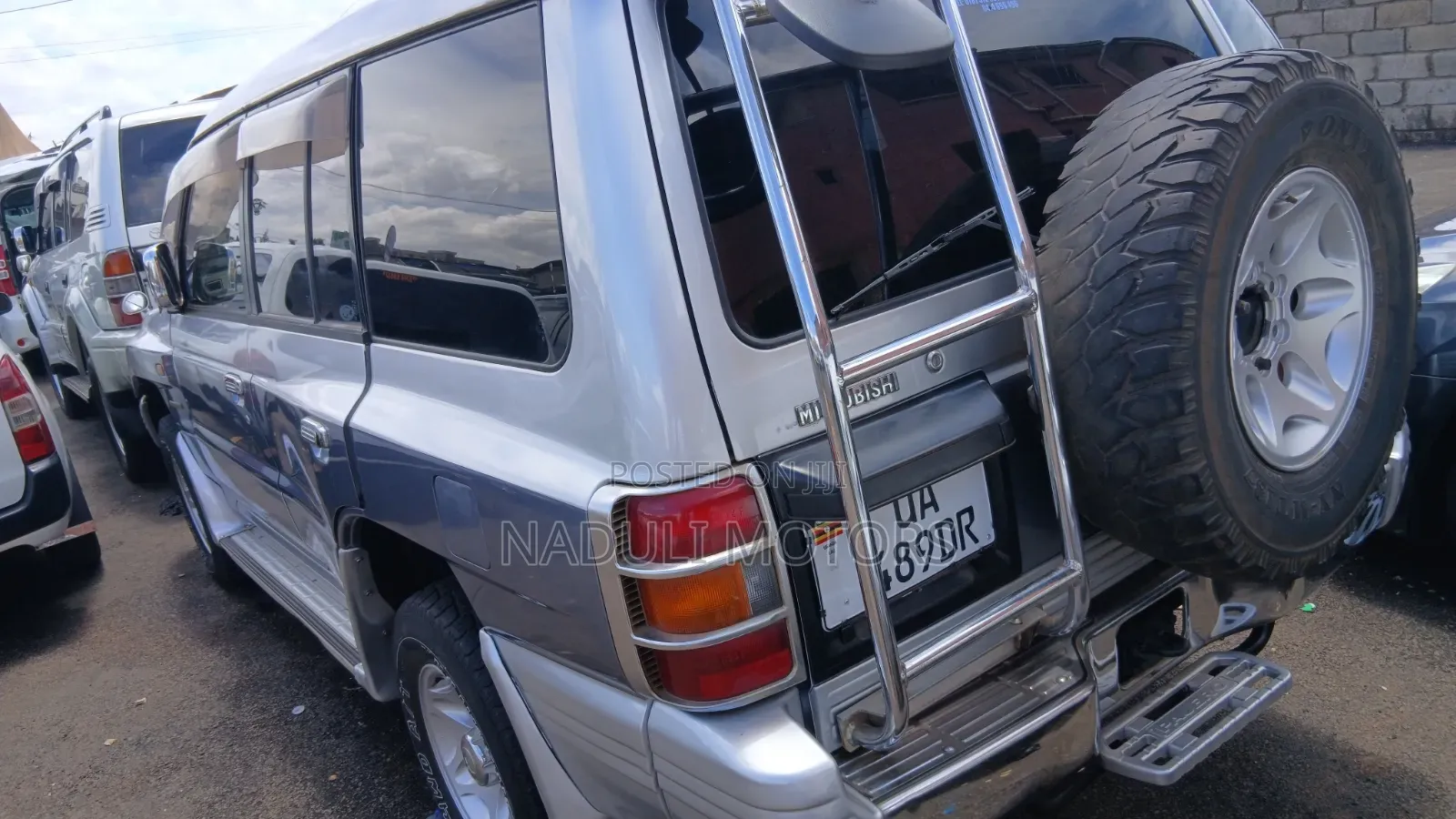 Mitsubishi Pajero 2002 Silver