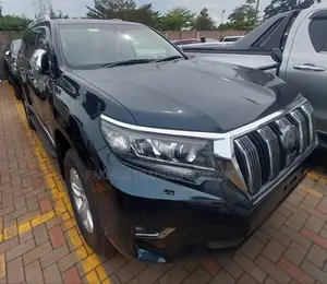 Toyota Land Cruiser Prado 2017 Blue