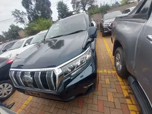 Toyota Land Cruiser Prado 2017 Blue