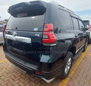 Toyota Land Cruiser Prado 2017 Blue