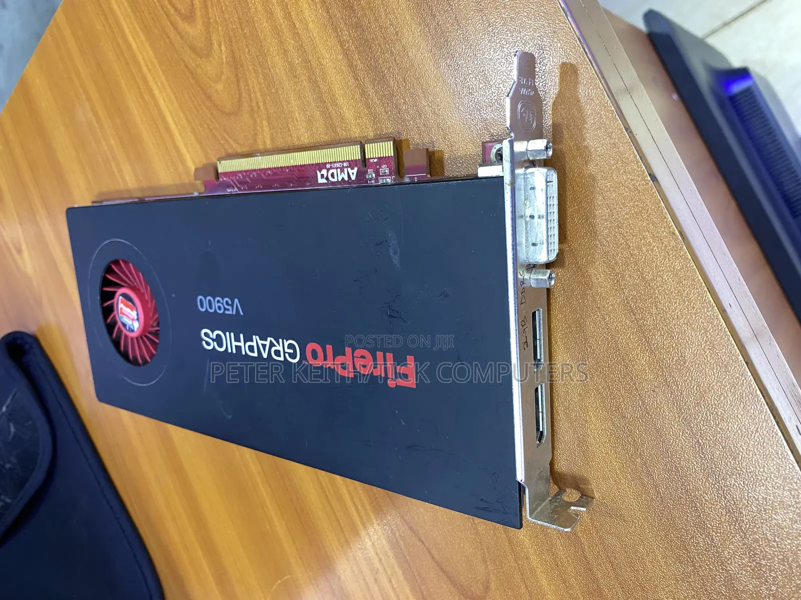 2gb Ddr5 Amd Firepro V5900, a Mid-Range Professional Graphics Card
