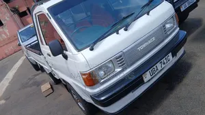 Toyota TownAce 2002 White