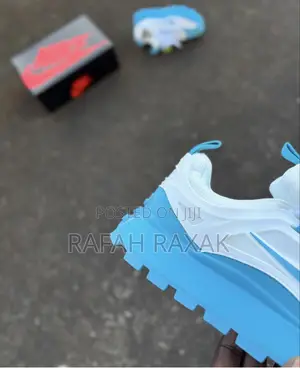 Original Nike Bailleli Sneakers