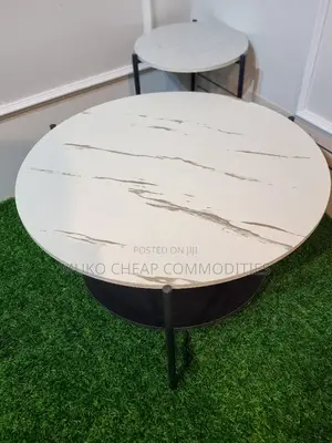 2 Layered Round Table