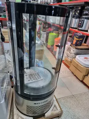 Attractive Cake Chiller