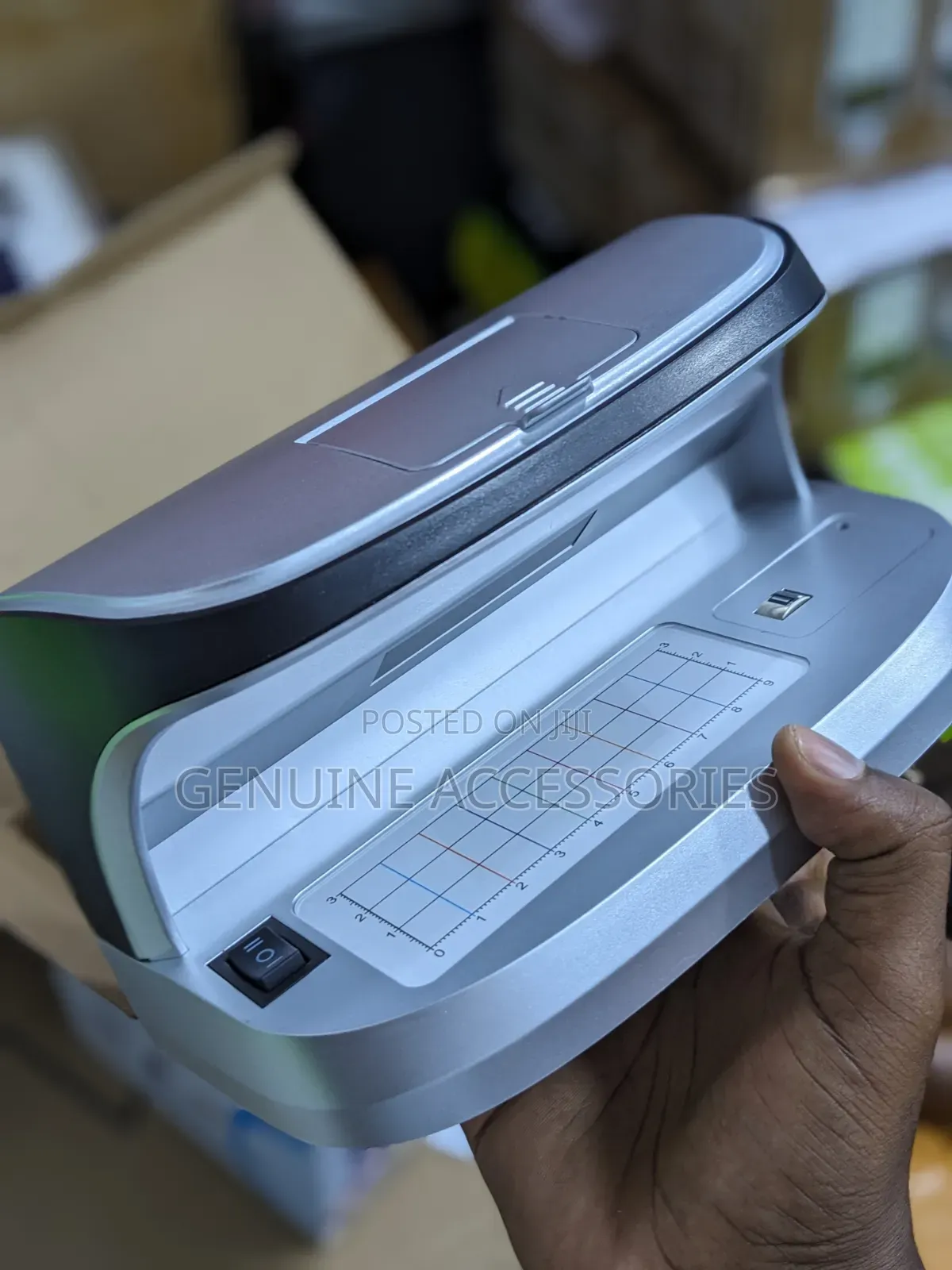 Multi-Function Counterfeit Money Detector With a Magnifier