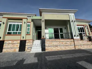 4bdrm Bungalow in Entebbe Rd Kitende, Central Division for sale