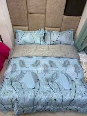 Feathers  Duvet 5 X 6