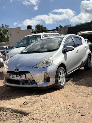 Toyota Aqua S 2014 Silver