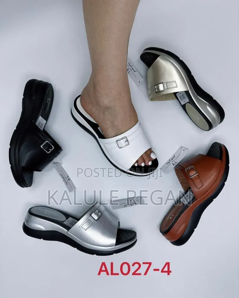 Ladies Comfortable Soft Shoes