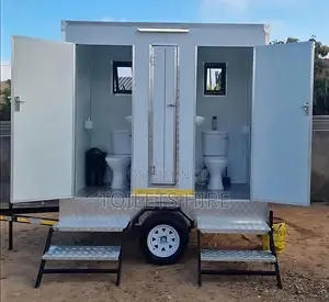 Executive Trailer Toilet for Hire.