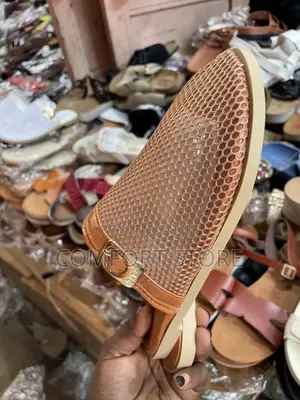 New Fashion Ladies Flat Shoes