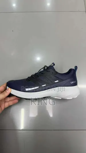 Ecco Biom 2.2 Running-Inspired Shoe
