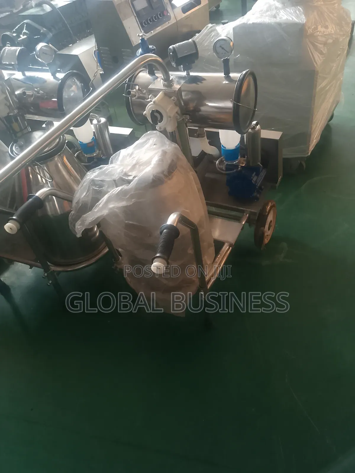 Double Cow Milking Machine – High Efficiency Dairy Solution