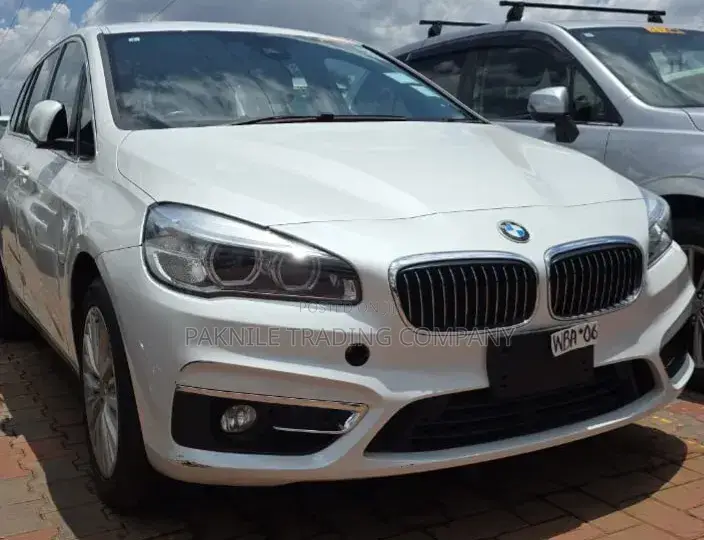 BMW 220i 2018 White