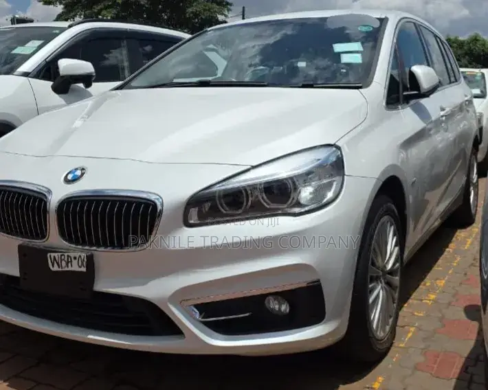 BMW 220i 2018 White