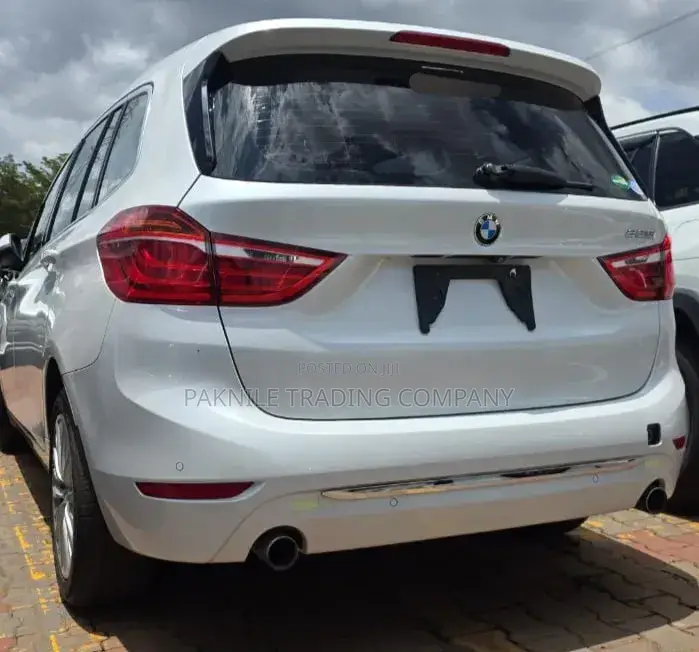 BMW 220i 2018 White
