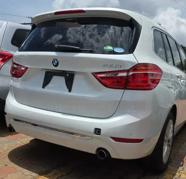 BMW 220i 2018 White