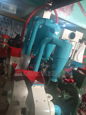 Heavy-Duty Maize Grinding Machine With 40hp Changfa Diesel Engine