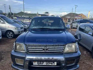 Toyota Land Cruiser Prado 2000 Blue