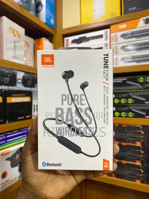 JBL Tune 125bt Wireless in-Ear Headphones.