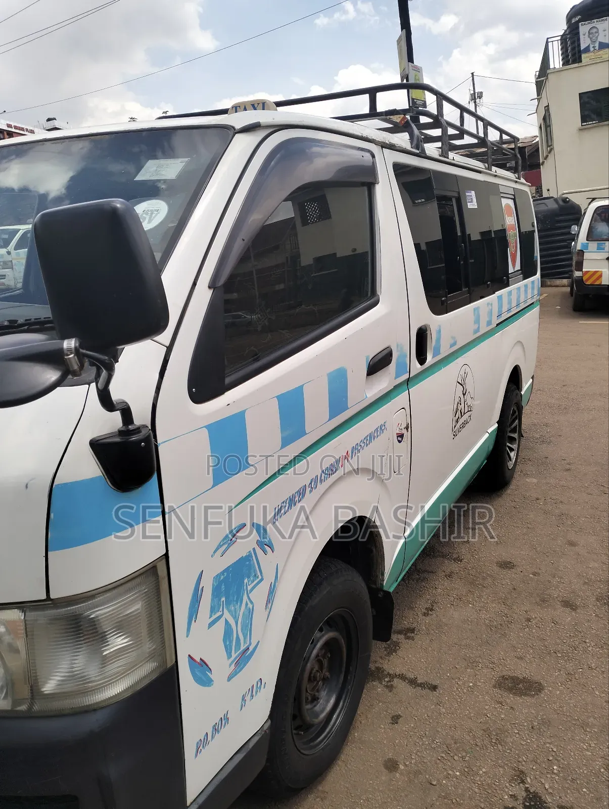 Toyota HiAce 2009 White