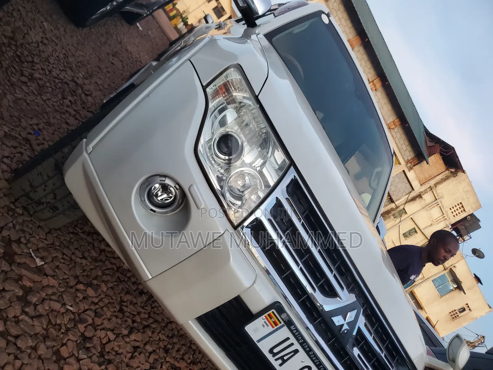 Mitsubishi Pajero 2011 White