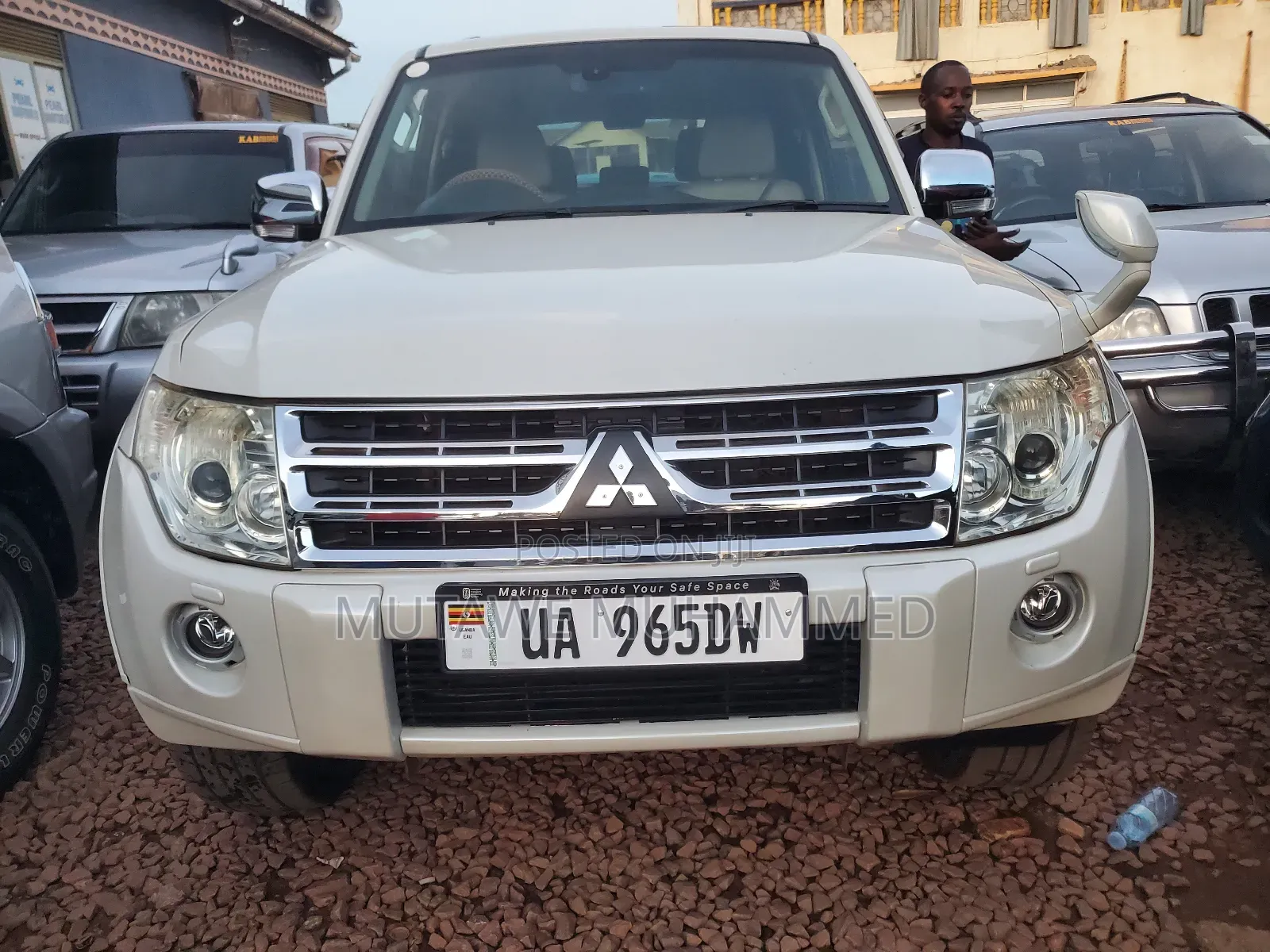 Mitsubishi Pajero 2011 White