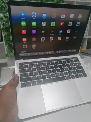 Laptop Apple MacBook 2018 8GB Intel Core i5 SSD 256GB
