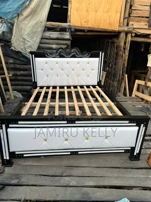 Contemporary Wooden Bed – Simple Stylish Design