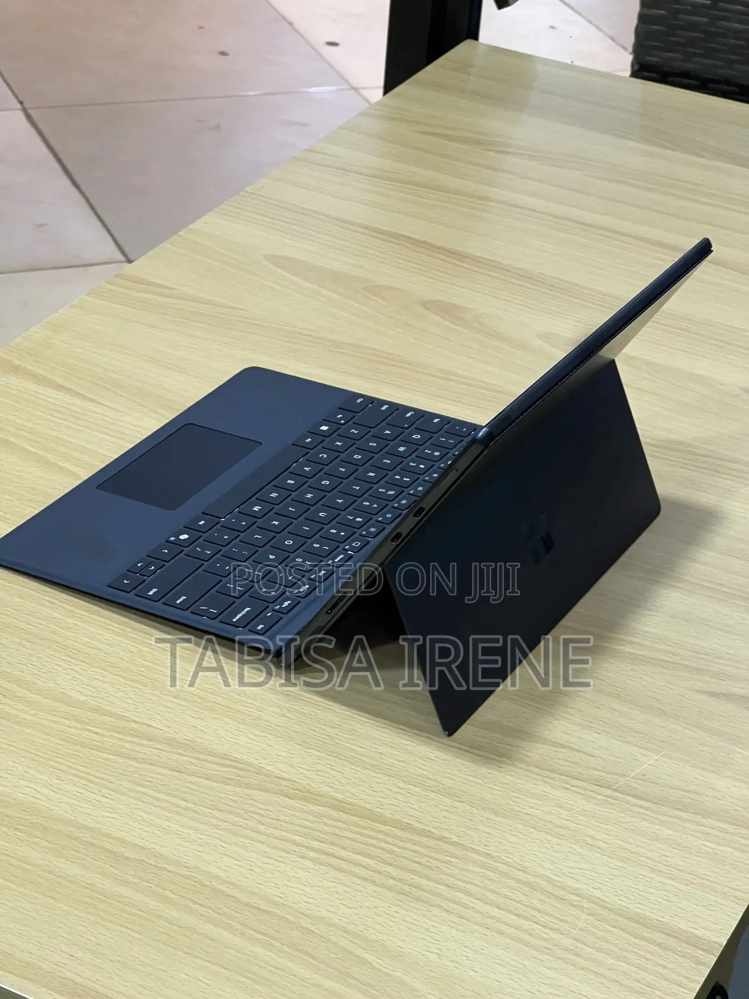 New Laptop Microsoft Surface Pro 8 16GB Intel Core i7 SSD 1T