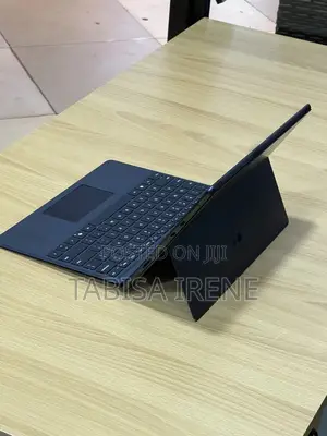 New Laptop Microsoft Surface Pro 8 16GB Intel Core i7 SSD 1T