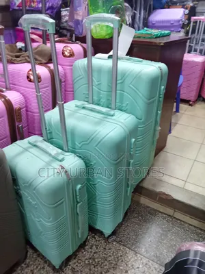 Early Bird Full Set Plastic Suitcases