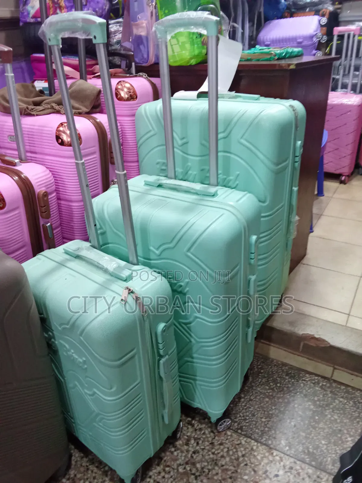 Early Bird Full Set Plastic Suitcases